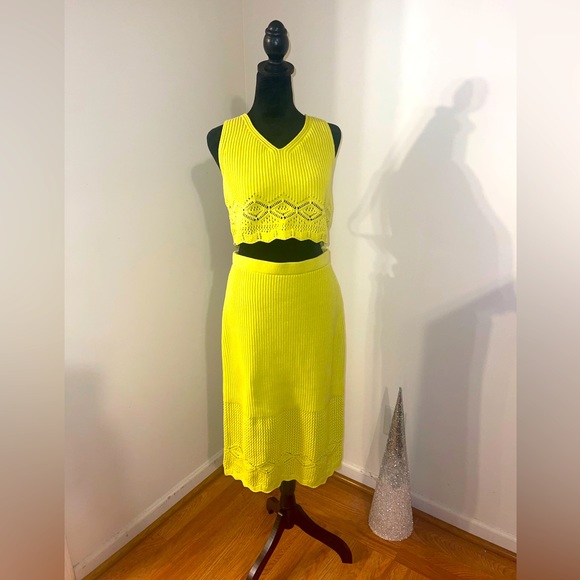 Women’s two piece set💛